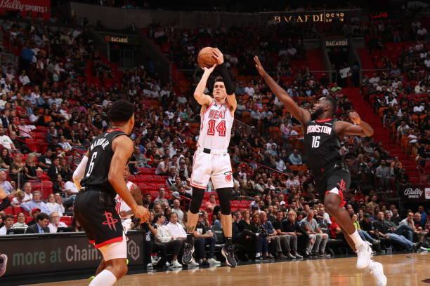 转而签下几 转而签下几