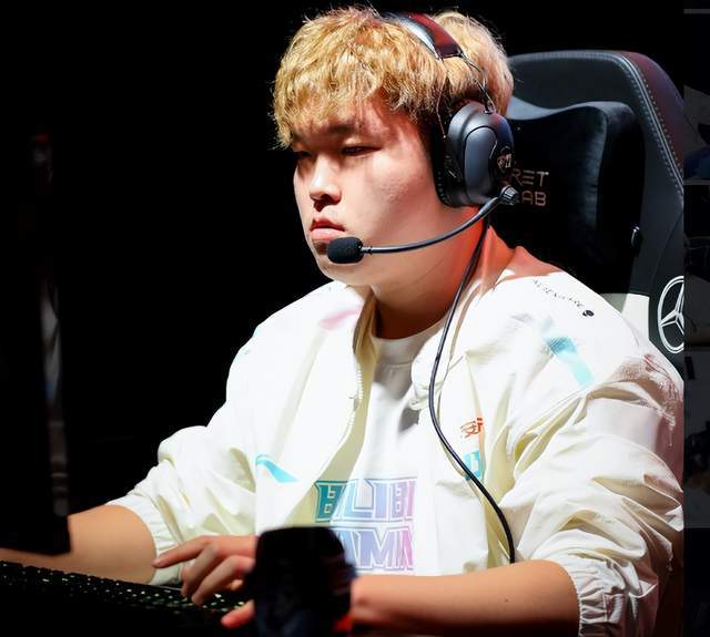 年轻锋线 年轻锋线